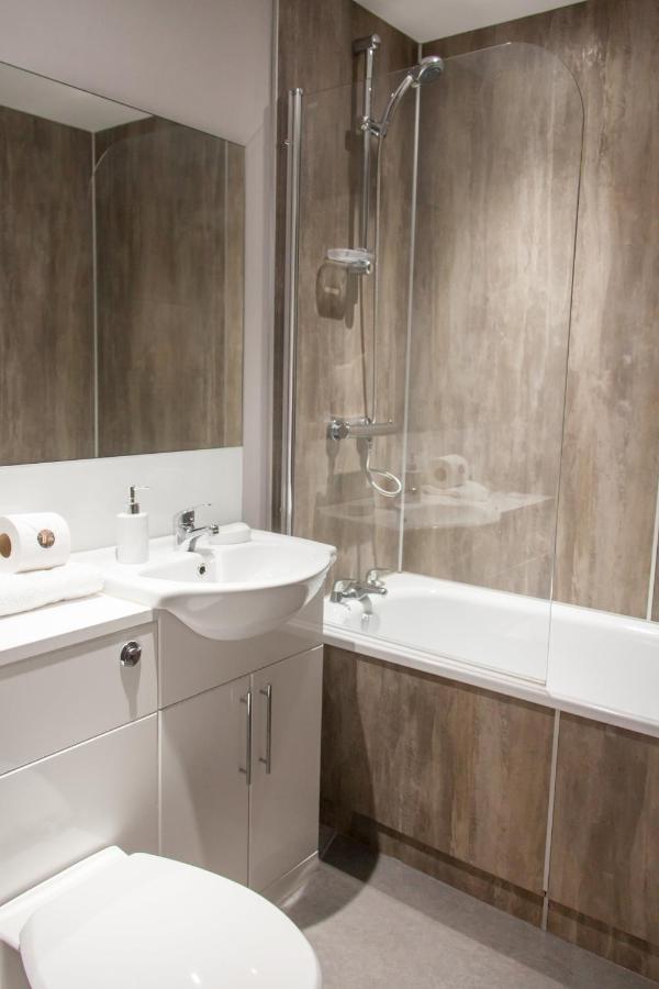 Dream Apartments City Center Newcastle Esterno foto