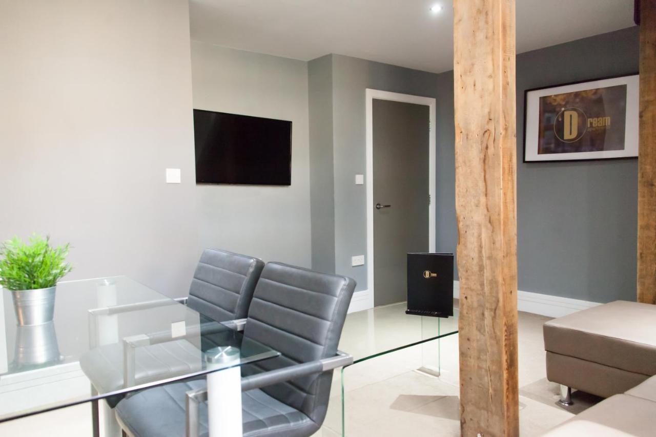 Dream Apartments City Center Newcastle Esterno foto